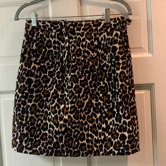 NWT J. Crew Corduroy Animal Print Mini Skirt w/Buckle Size 0 Black/Brown - Picture 9 of 15